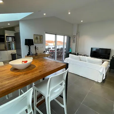 92M With Large Balcony In The Center Of Blagnac Apartamento *